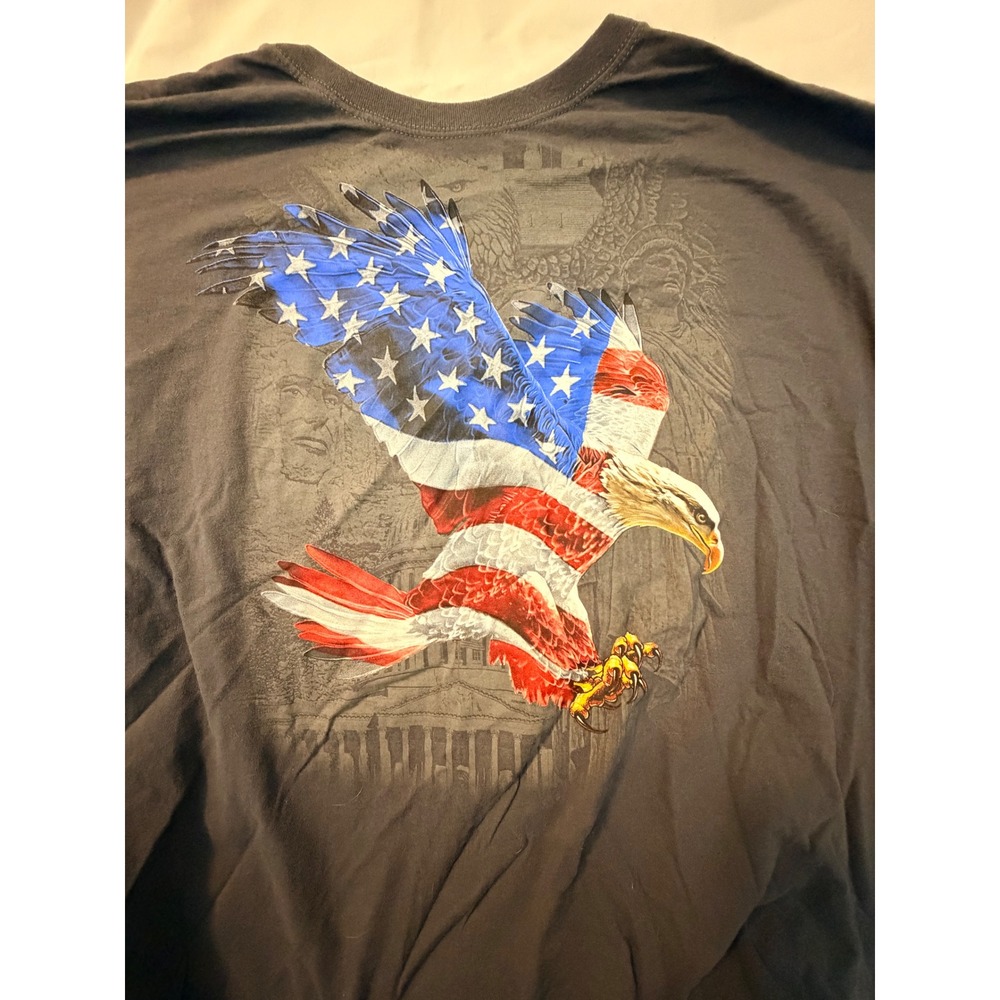Fruit of the Loom Mens 3XL T-Shirt Gray American Flag Eagle Patriotic Graphic